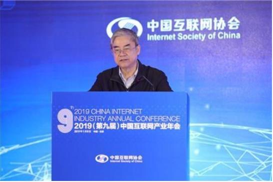 中國全面接入互聯網25年，互聯網普及率超過了全球平均水平