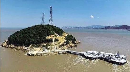 潮汐能具有儲量大影響因素少、可靠性高及能量轉化效率高等優點，利用前景廣闊
